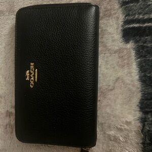 Coach black leather zip around ID wallet EUC